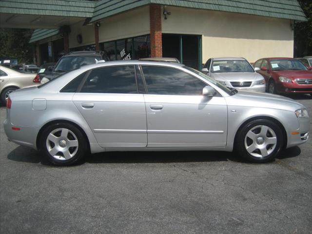 Audi A4 2005 photo 1