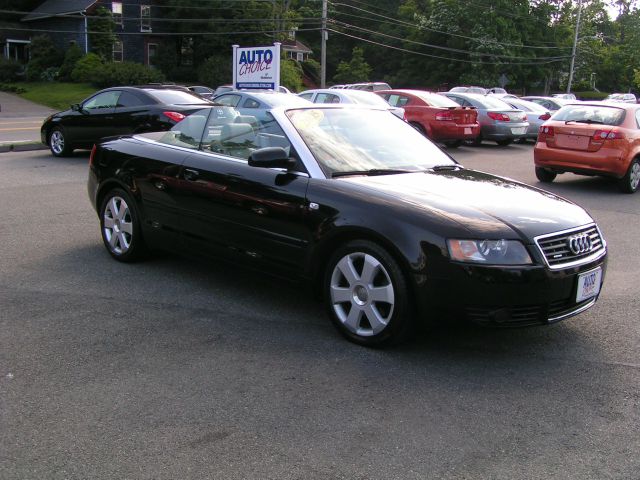 Audi A4 2005 photo 2