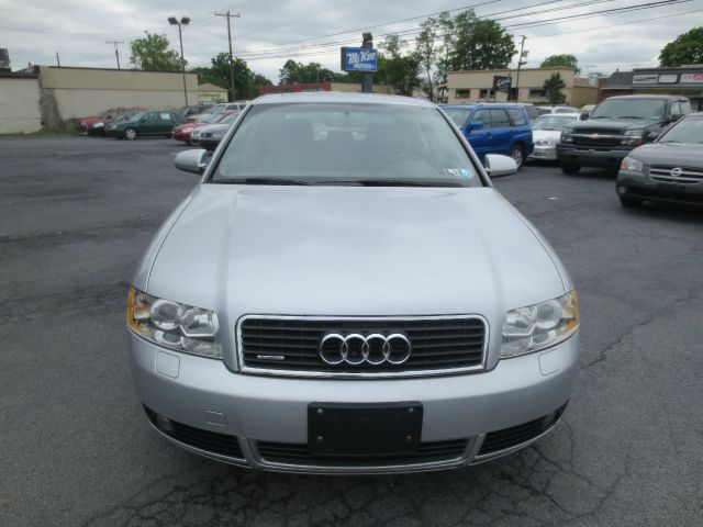 Audi A4 2005 photo 16