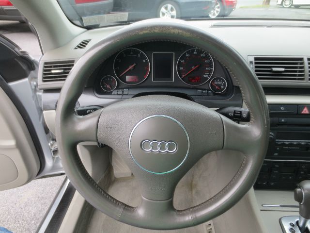 Audi A4 2005 photo 6