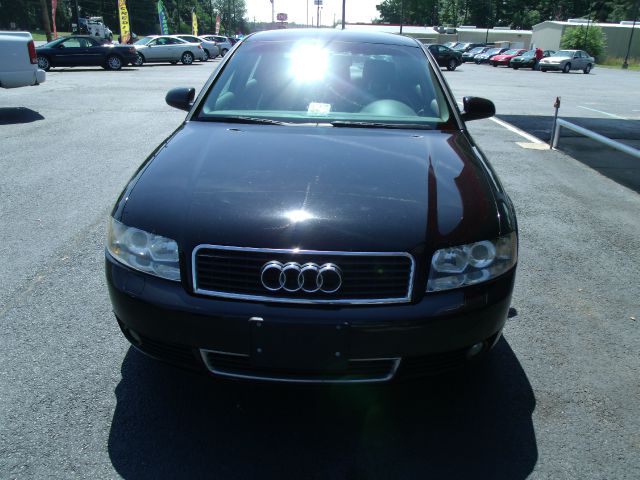 Audi A4 2005 photo 1