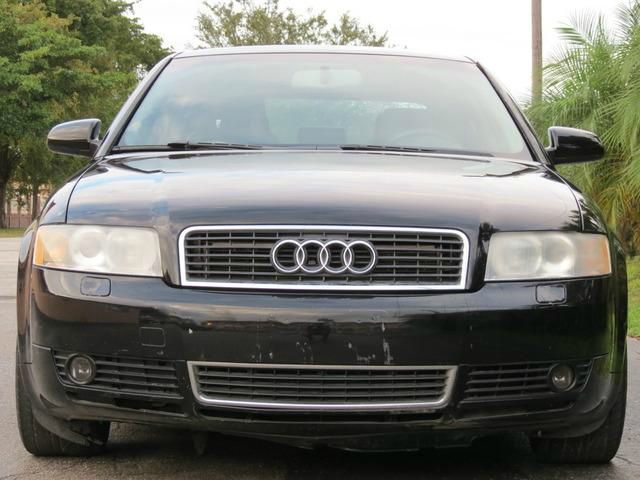 Audi A4 2005 photo 2