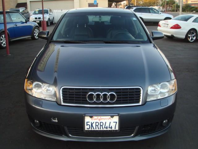 Audi A4 2005 photo 2