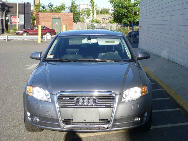 Audi A4 2005 photo 1