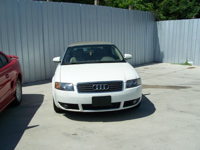 Audi A4 2005 photo 4