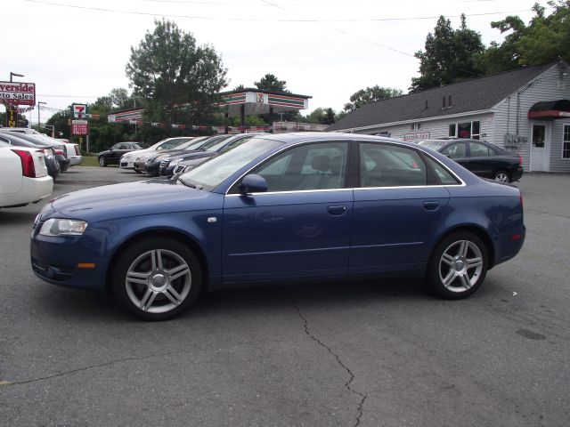 Audi A4 2005 photo 1