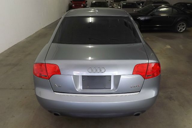 Audi A4 LT 4X4 Dually Sedan