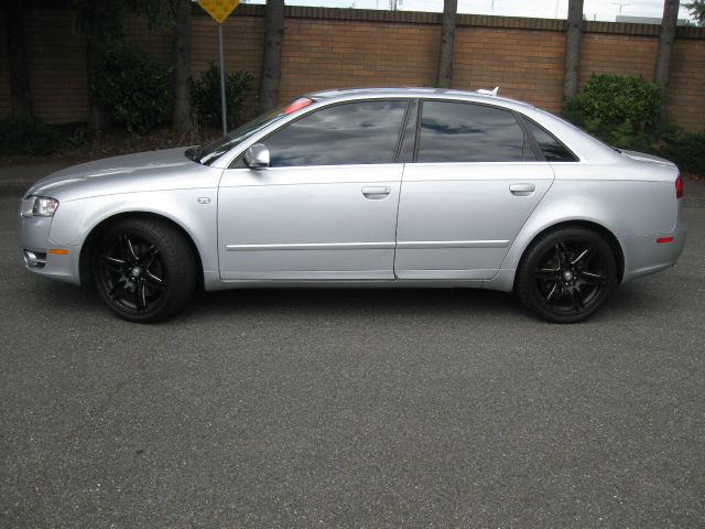 Audi A4 2WD Coupe Sedan