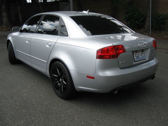 Audi A4 2006 photo 2