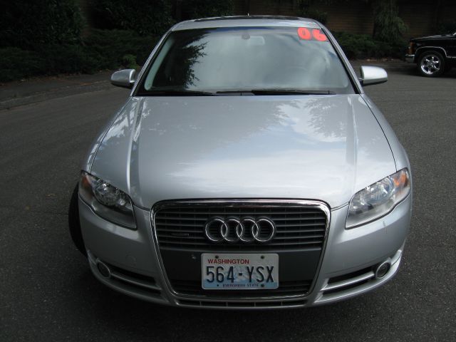 Audi A4 2006 photo 4