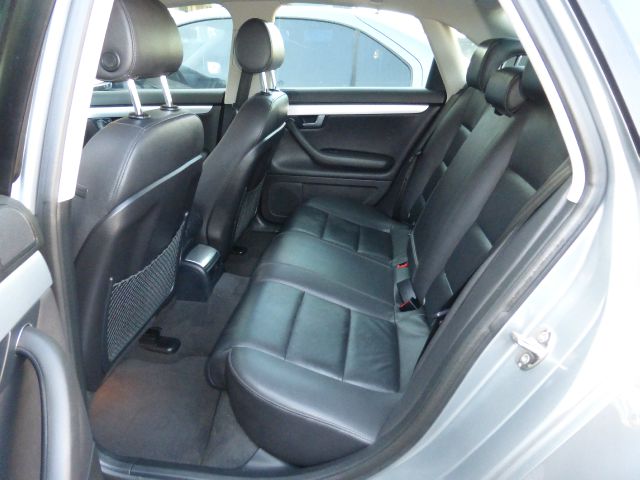 Audi A4 2006 photo 13