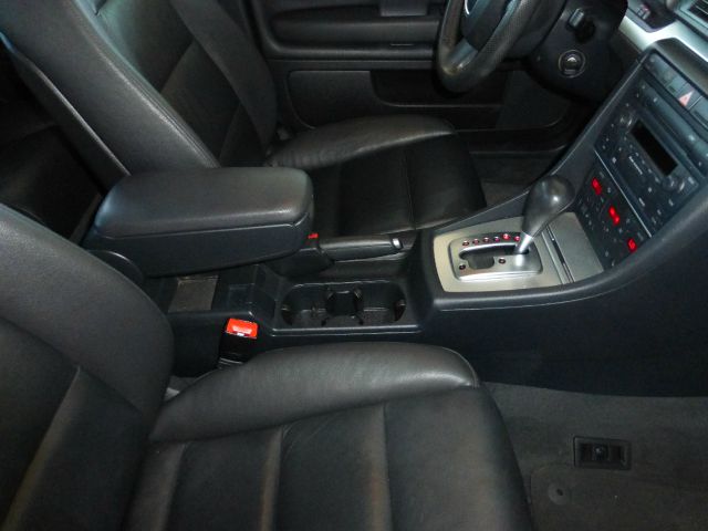 Audi A4 2006 photo 17