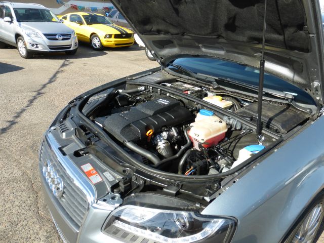 Audi A4 2006 photo 2