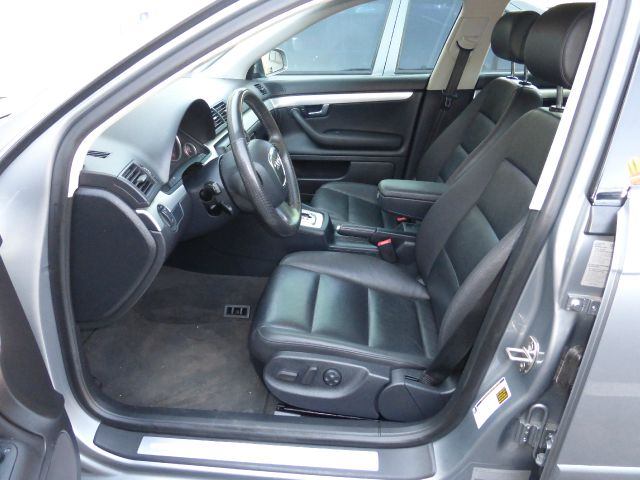 Audi A4 2006 photo 35