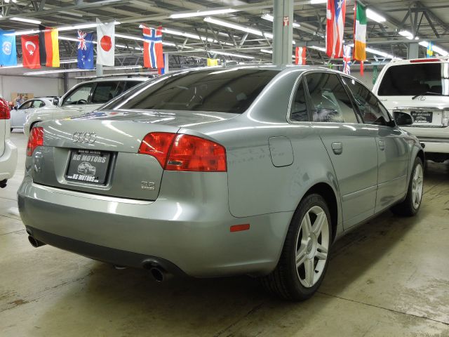 Audi A4 2006 photo 6