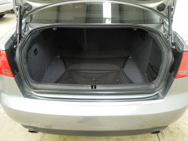 Audi A4 2006 photo 9