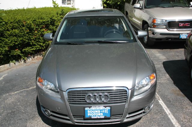 Audi A4 2006 photo 2