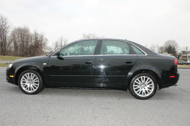 Audi A4 2006 photo 2