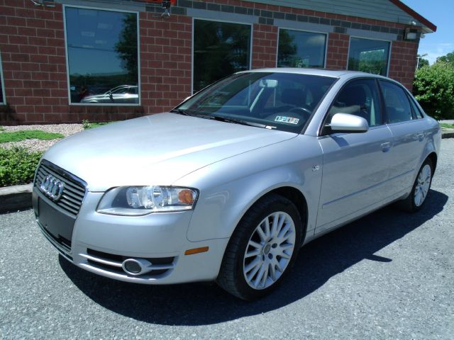 Audi A4 2006 photo 2