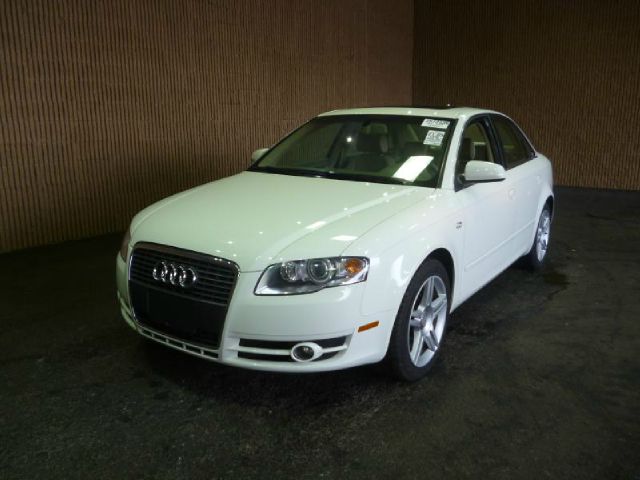 Audi A4 2006 photo 2