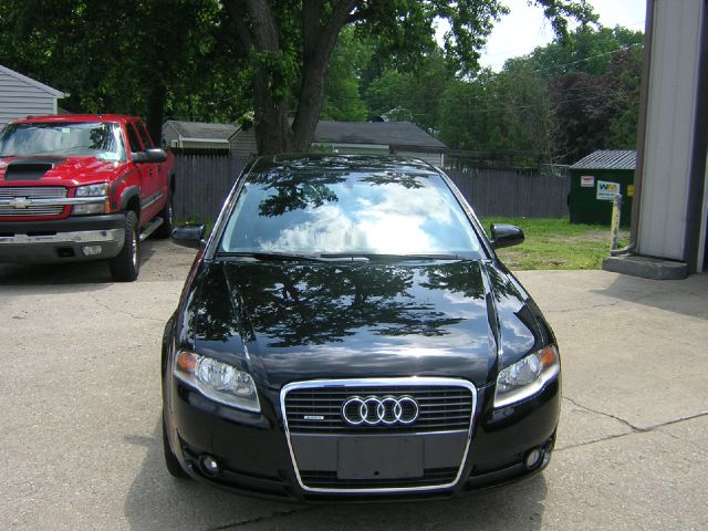 Audi A4 2006 photo 2