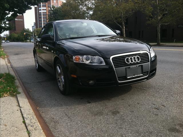 Audi A4 2006 photo 4