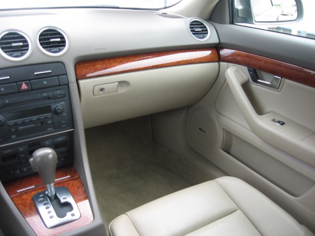 Audi A4 2006 photo 7