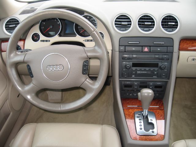 Audi A4 2006 photo 9