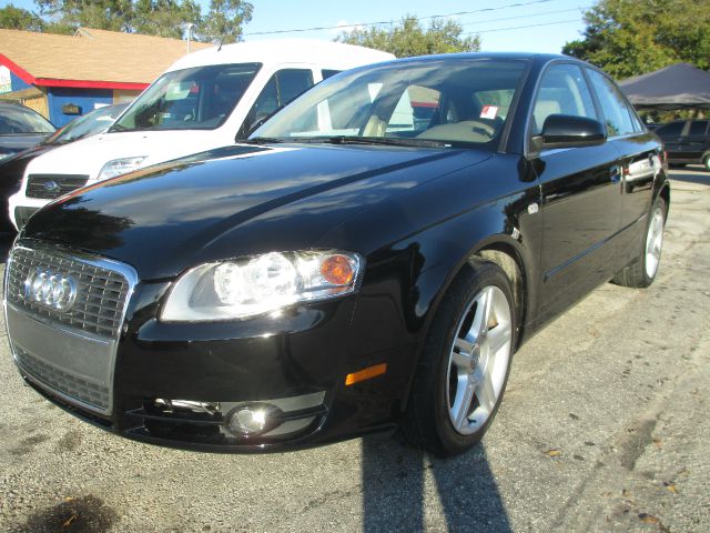 Audi A4 2006 photo 2