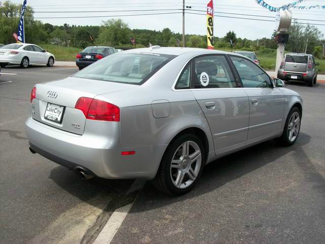 Audi A4 2006 photo 1