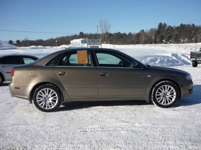 Audi A4 Deville Base Sedan