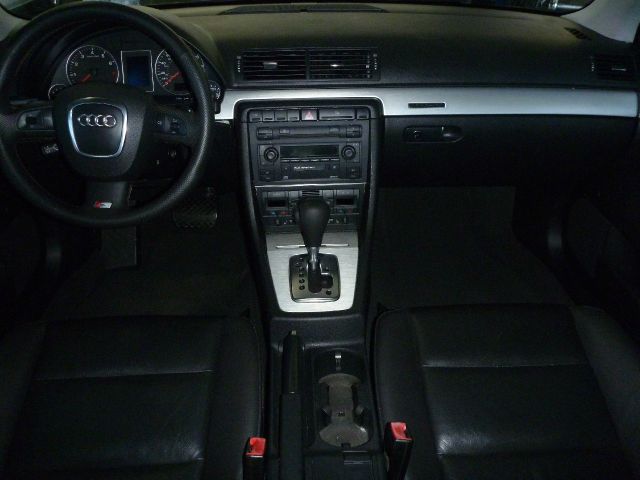 Audi A4 2006 photo 10