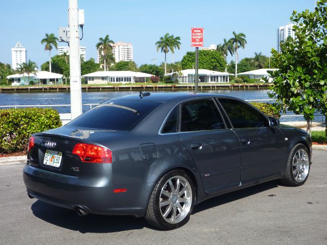 Audi A4 2006 photo 2