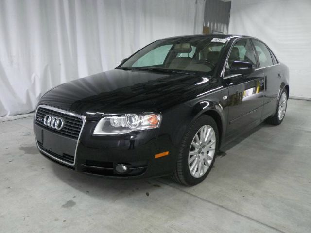 Audi A4 2006 photo 4