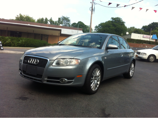 Audi A4 2WD Coupe Sedan