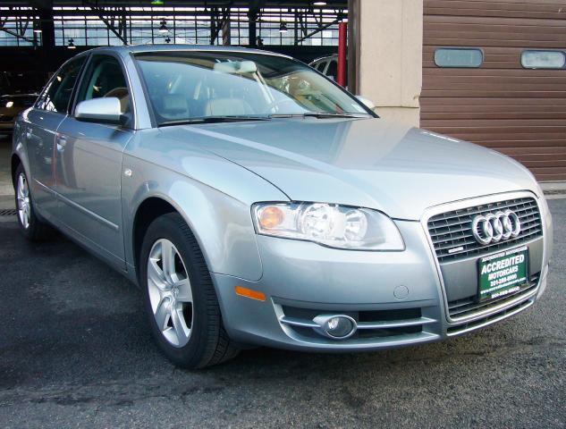 Audi A4 Deville Base Sedan