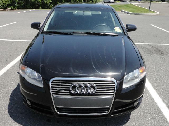 Audi A4 2006 photo 16