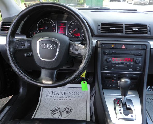 Audi A4 2006 photo 8