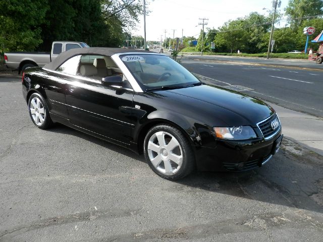 Audi A4 2006 photo 2