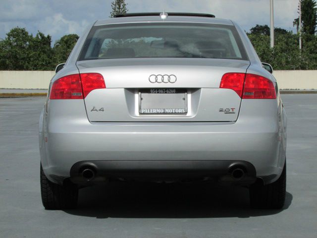 Audi A4 2006 photo 13