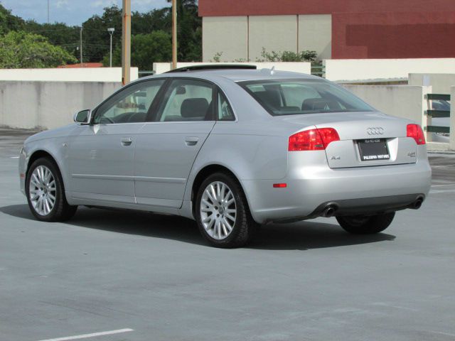 Audi A4 2006 photo 19