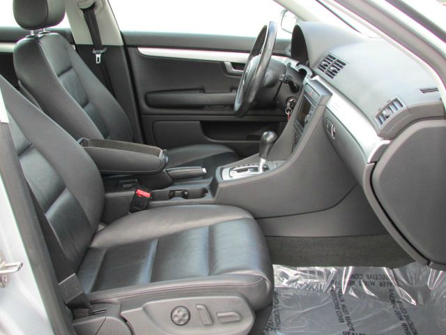 Audi A4 2006 photo 23