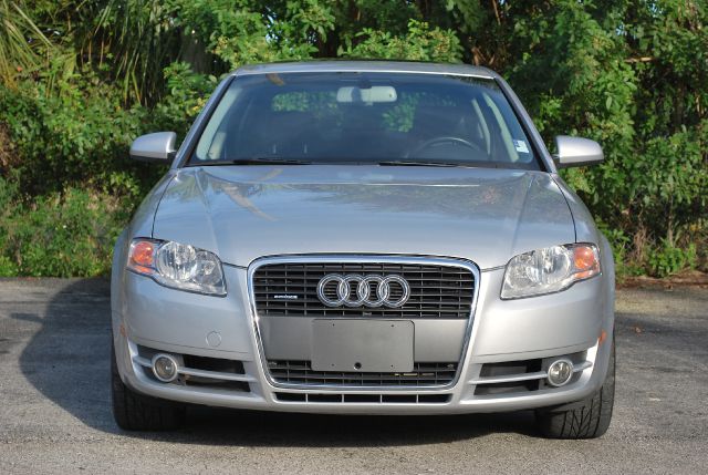 Audi A4 2006 photo 4