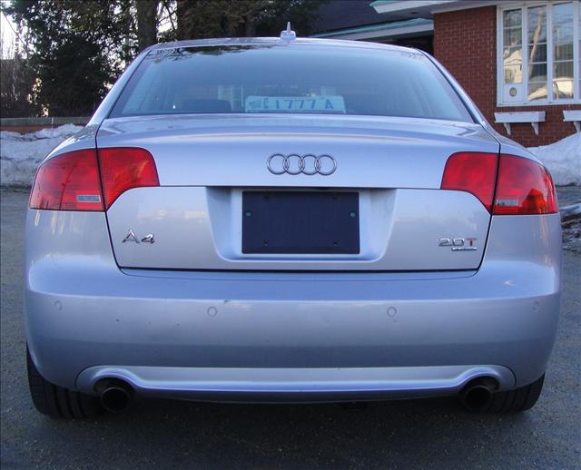 Audi A4 2006 photo 4