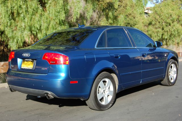 Audi A4 2006 photo 4