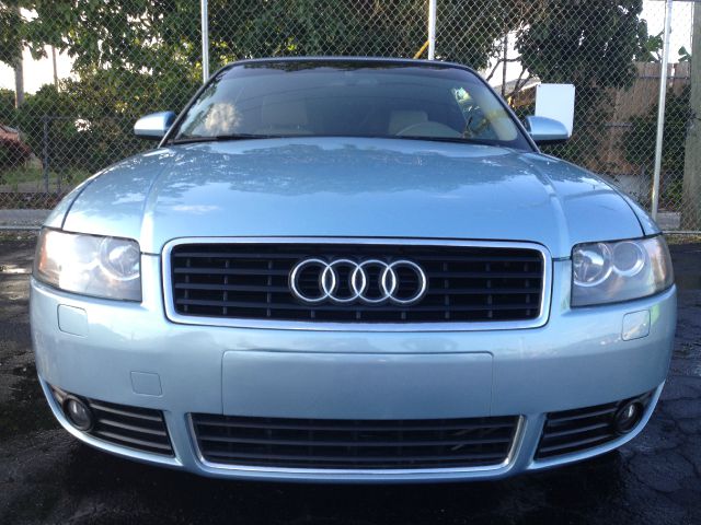 Audi A4 2006 photo 2