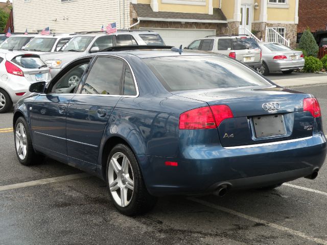 Audi A4 2006 photo 21