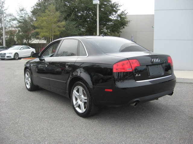 Audi A4 2007 photo 2