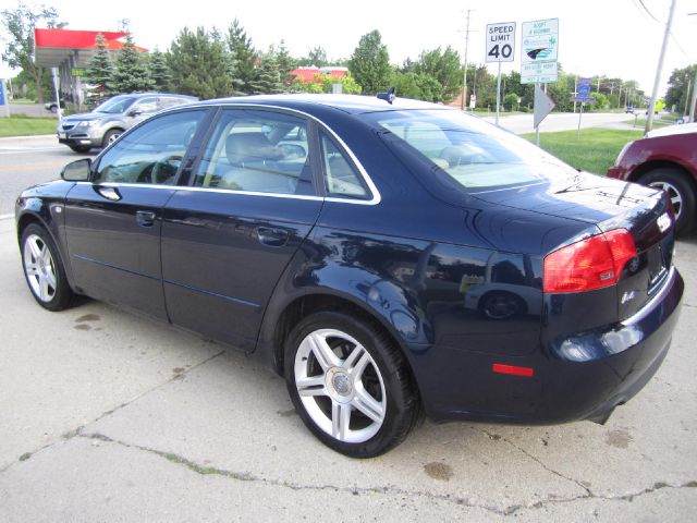 Audi A4 2007 photo 4