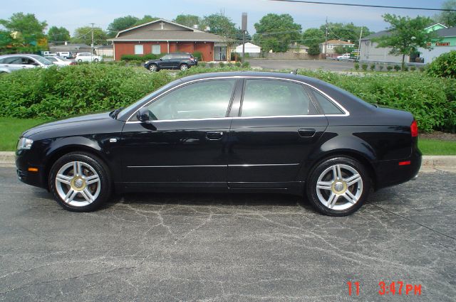 Audi A4 2WD Coupe Sedan